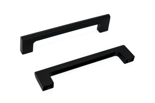 Portland Classic Bar Pull 5" C,C - Matte Black