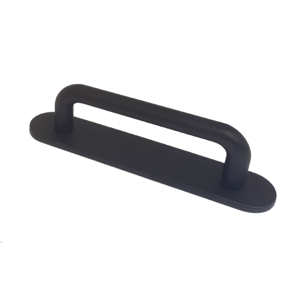 Paris Mod Bar Pull 3 3/4" c,c