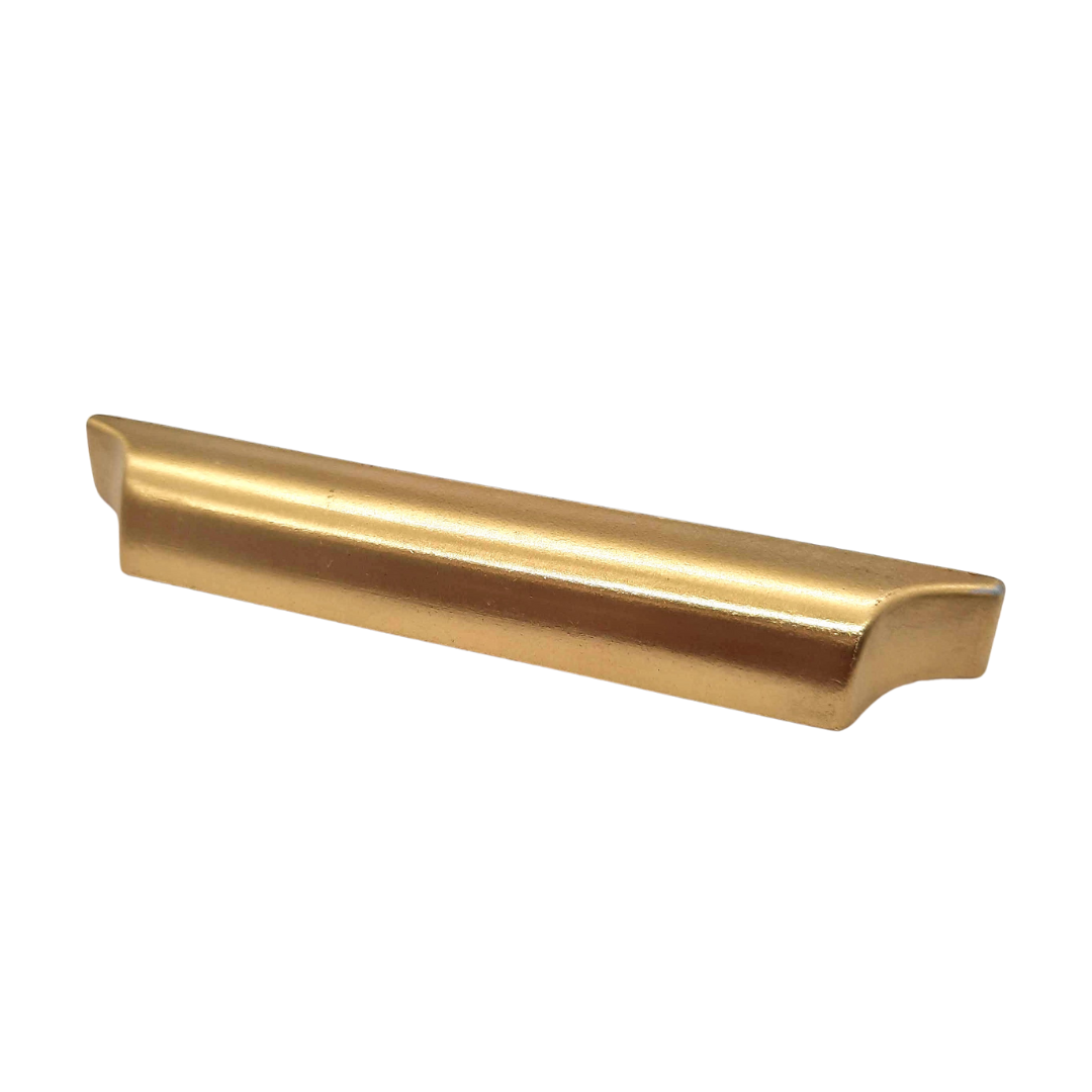 Portland Cup Pull 3 3/4" C,C